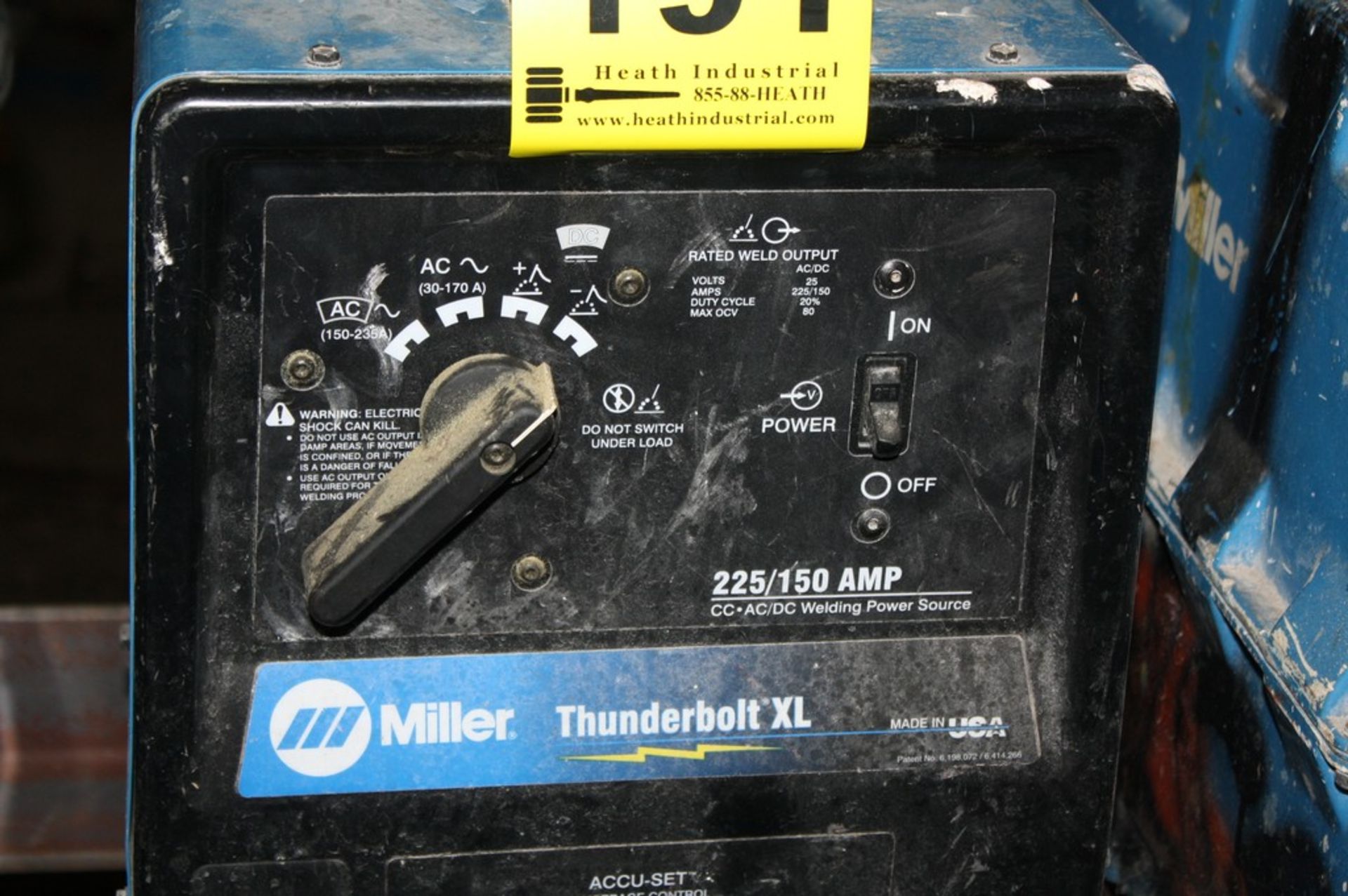 MILLER THUNDERBOLT XL 225/150 AMP CC-AC/DC WELDING POWER SOURCE S/N LG160619Y - Image 2 of 3
