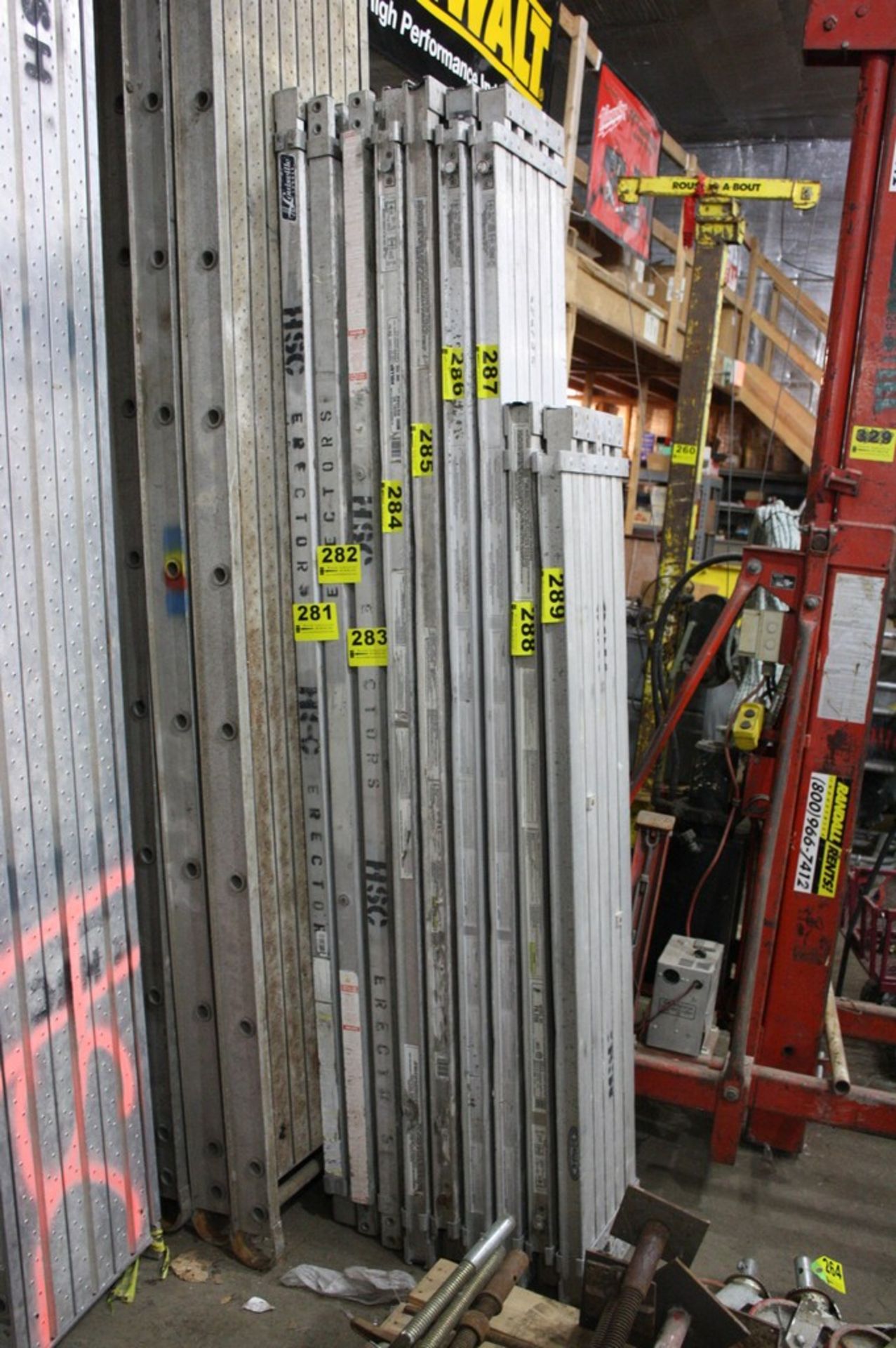 WERNER MODEL PA208, 8' - 13' EXTENDABLE ALUMINUM SCAFFOLD PLANK