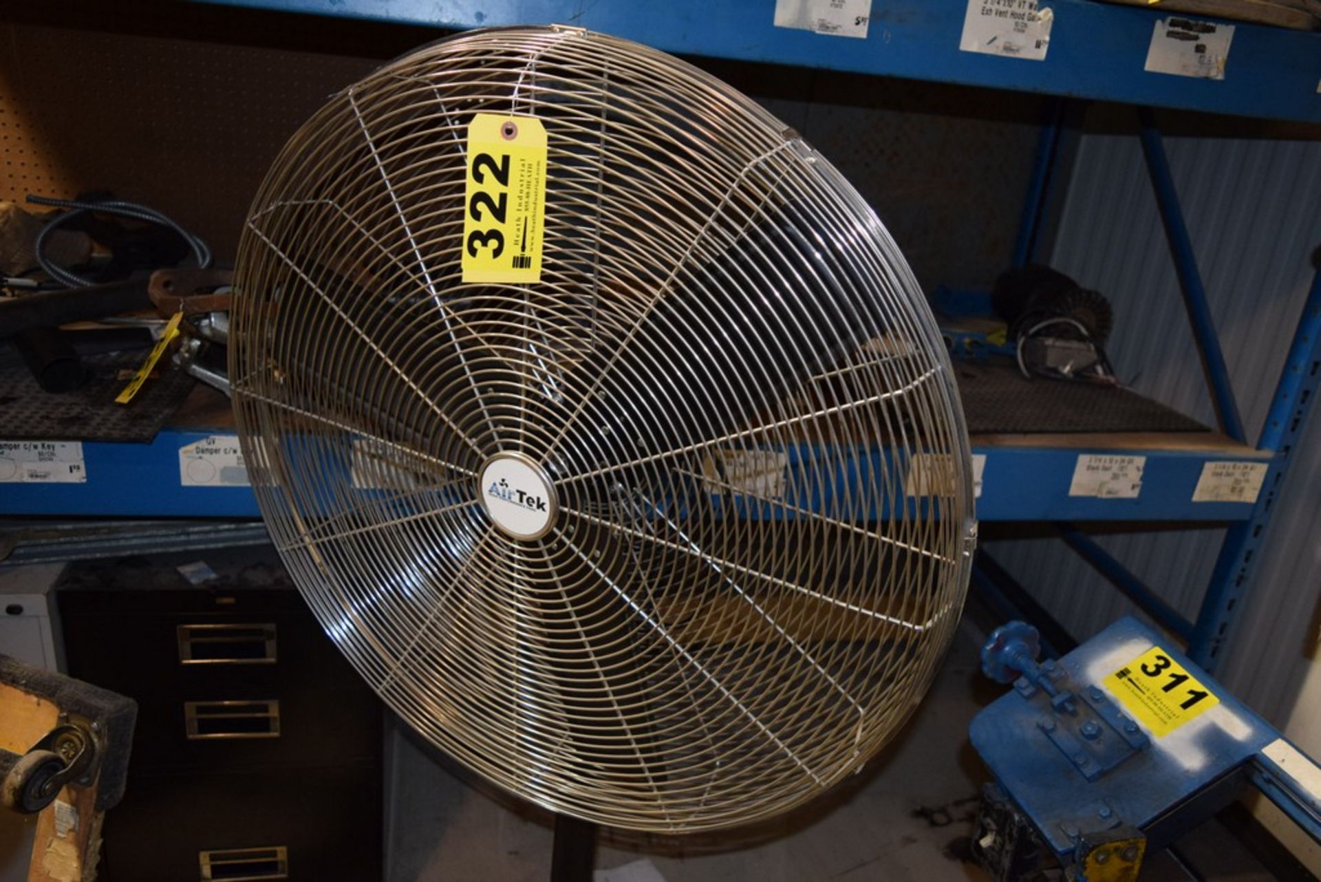 AIRTEK 32'' PEDESTAL FAN