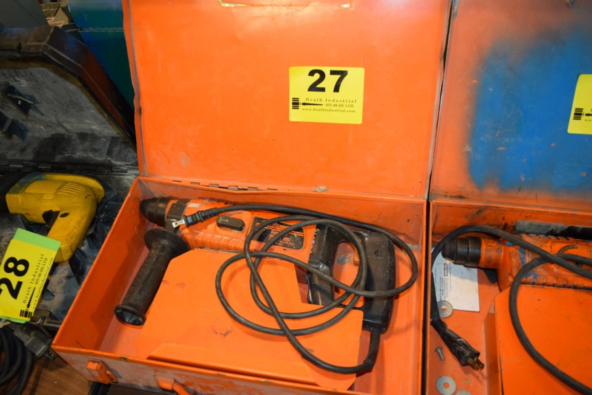 ITW RAMSET DYNADRILL MODEL 325 HEAVY DUTY ELECTRIC ROTARY HAMMER W/CASE