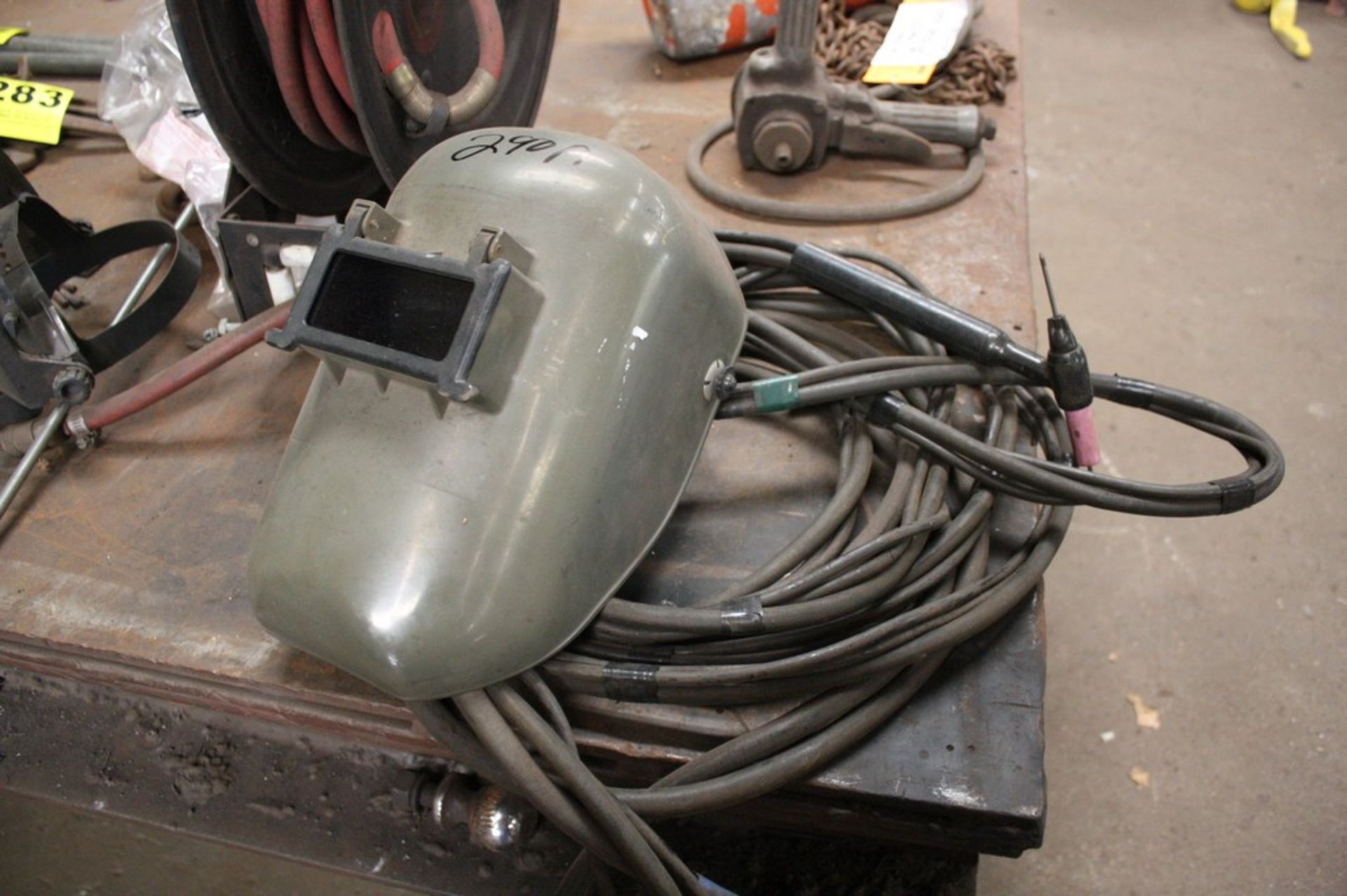 WELDING HELMET AND TWECO HW-16 WELDING GUN