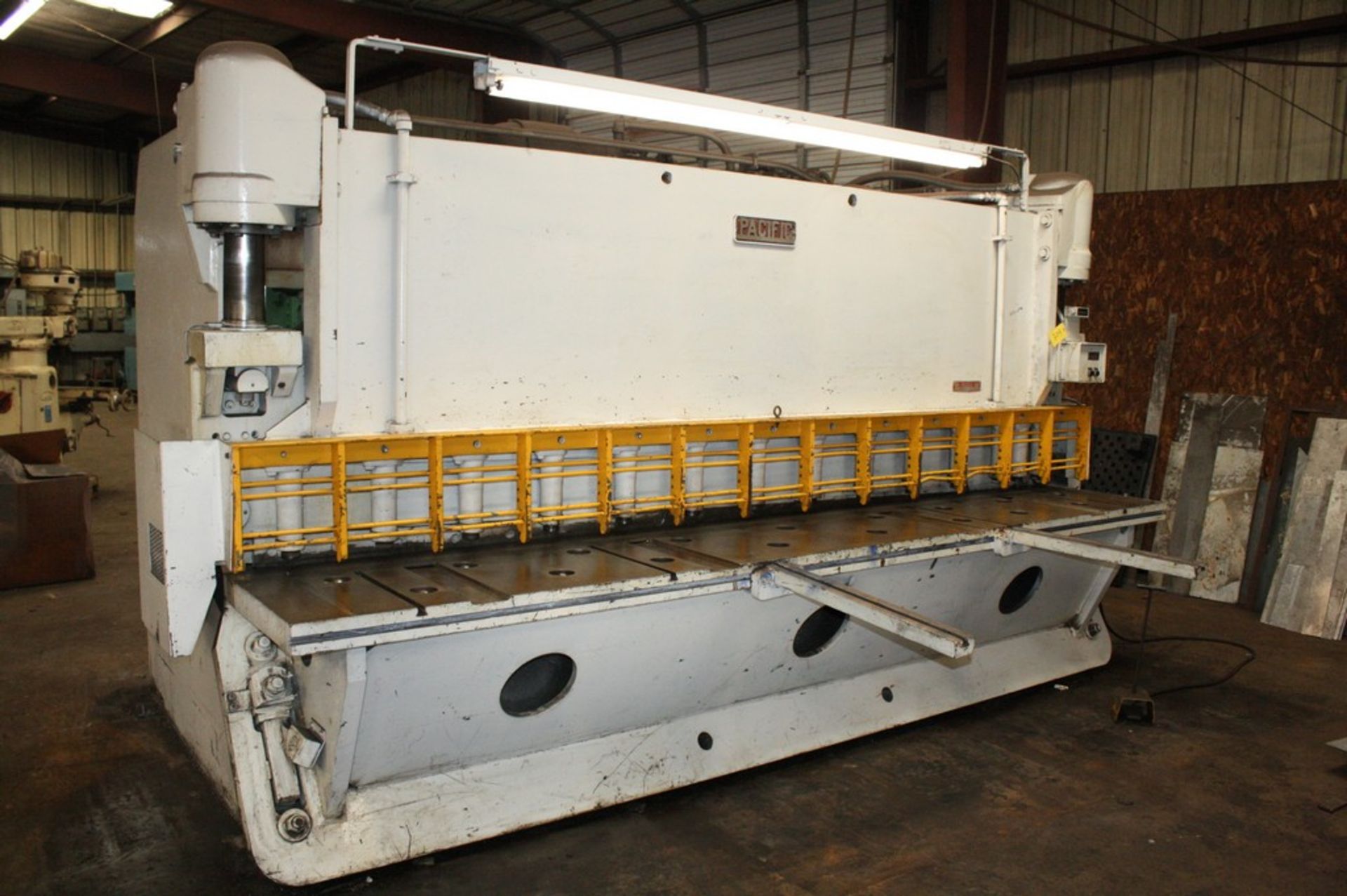 PACIFIC MODEL 375-R-12 3/8” X 12’ HYDRAULIC POWER SQUARING SHEAR S/N 513855: 12’ X 3/8” At 5/16”/ - Image 2 of 7