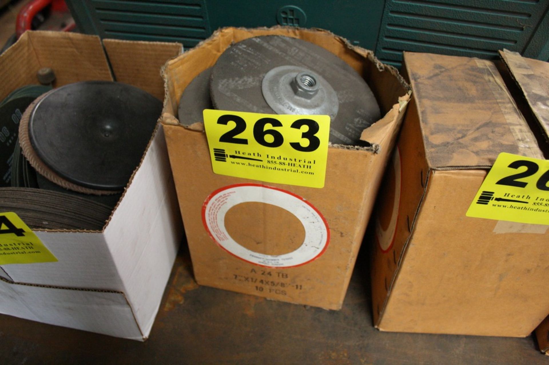 7" GRINDING WHEELS IN BOX