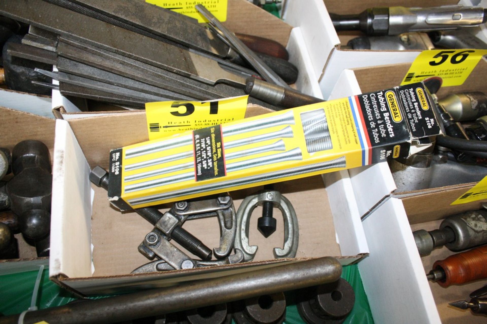 ASSORTED GEAR PULLERS IN BOX