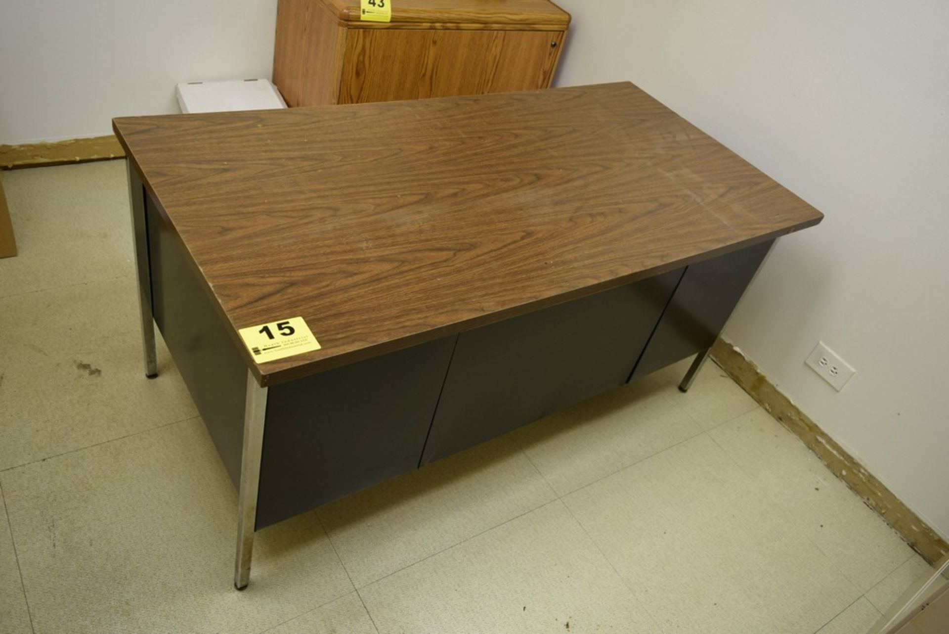 DOUBLE PEDESTAL FORMICA TOP DESK 60" X 30" X 29" - Image 2 of 2