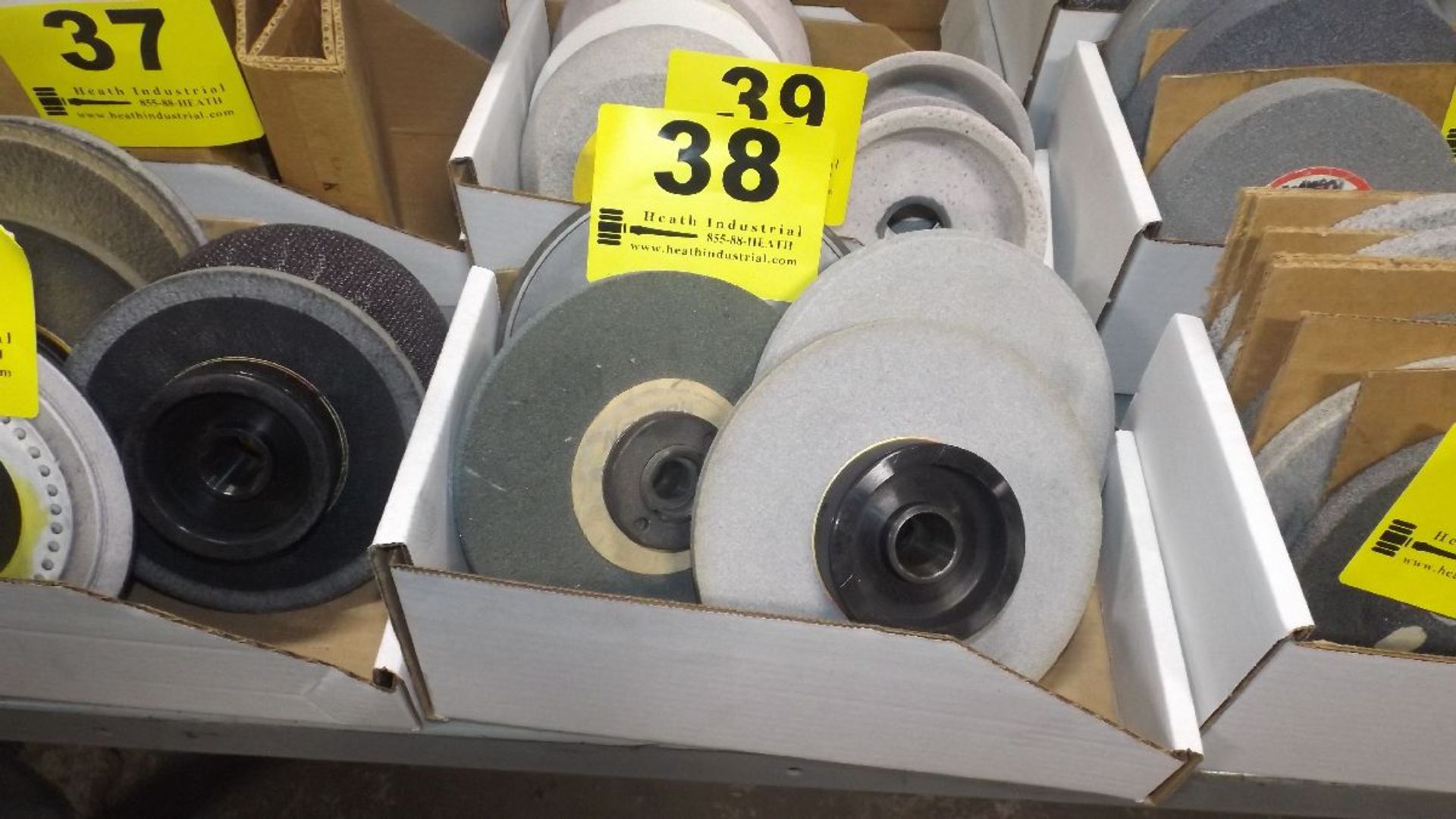 ASSORTED GRINGING WHEELS