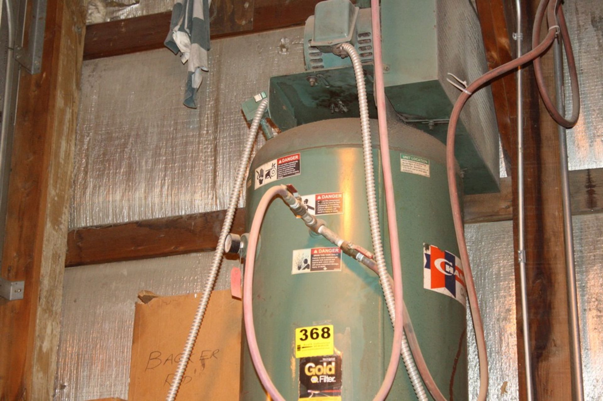Champion 5HP Approx. Vertical Tank Mounted Air Compressor - Image 2 of 2
