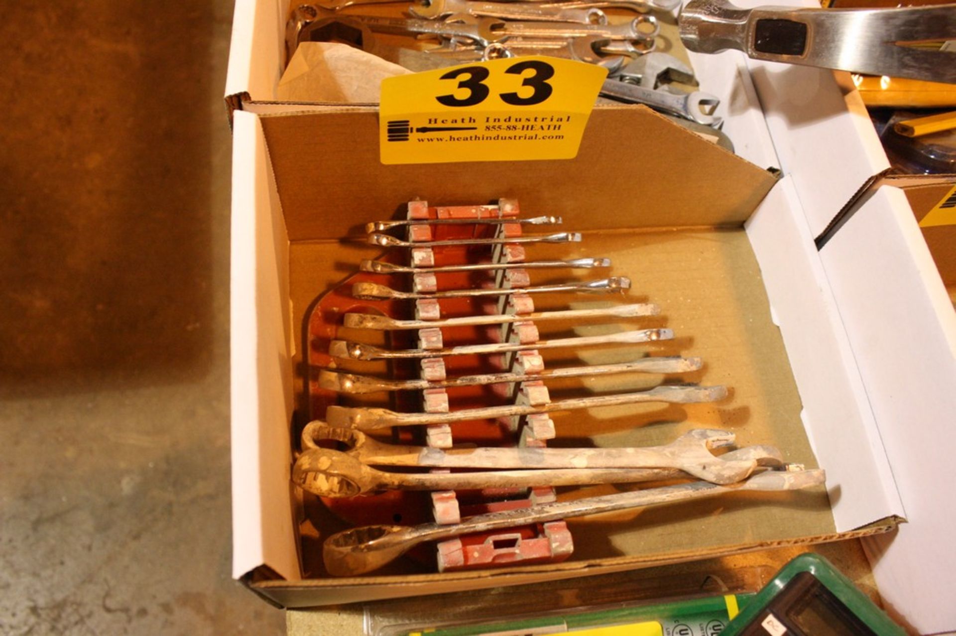 ASSORTED BOX WRENCHES 1/4'' - 7/8''