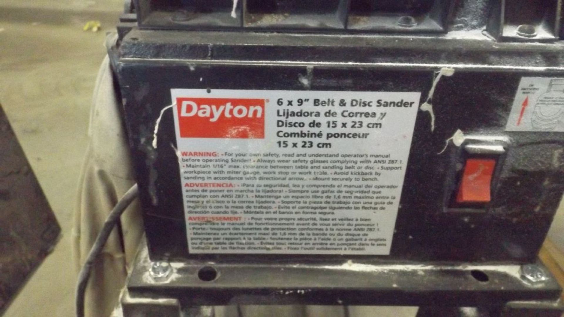 DAYTON MODEL 1FYV6A 6? X 9? BELT/DISC SANDER 3/4-HP, 3,450 RPM, 120V W/ STAND - Image 2 of 3