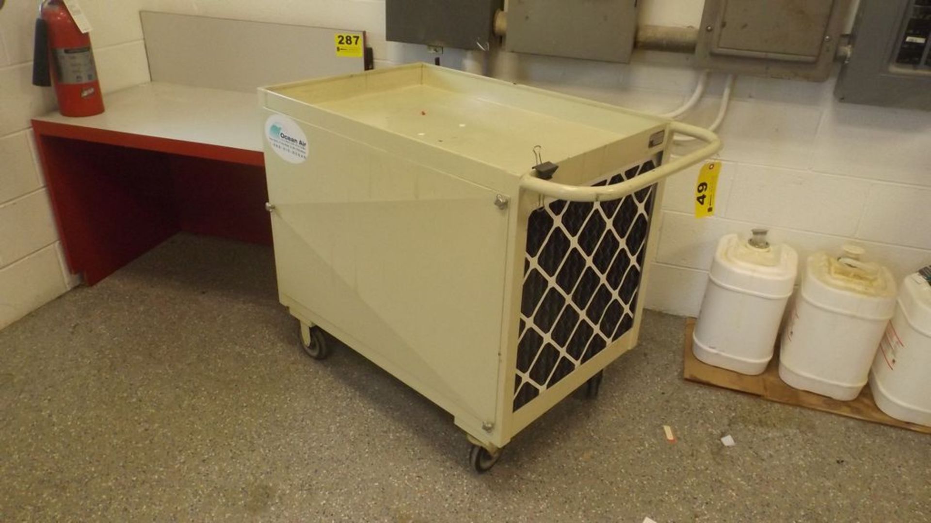 OCEAN AIR MODEL 110.5 SOHP-1900 PORTABLE AIR FILTRATION UNIT S/N 224: