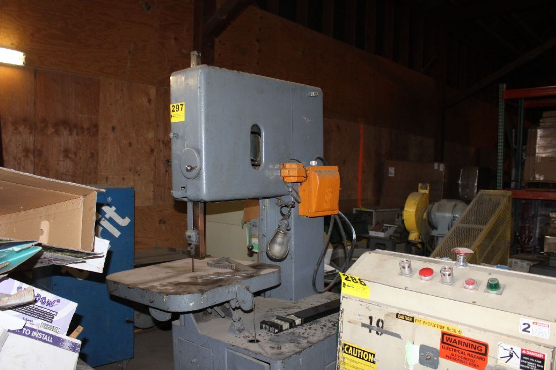 GROB 18” MODEL NS18 VERTICAL BAND SAW, WITH WELDER