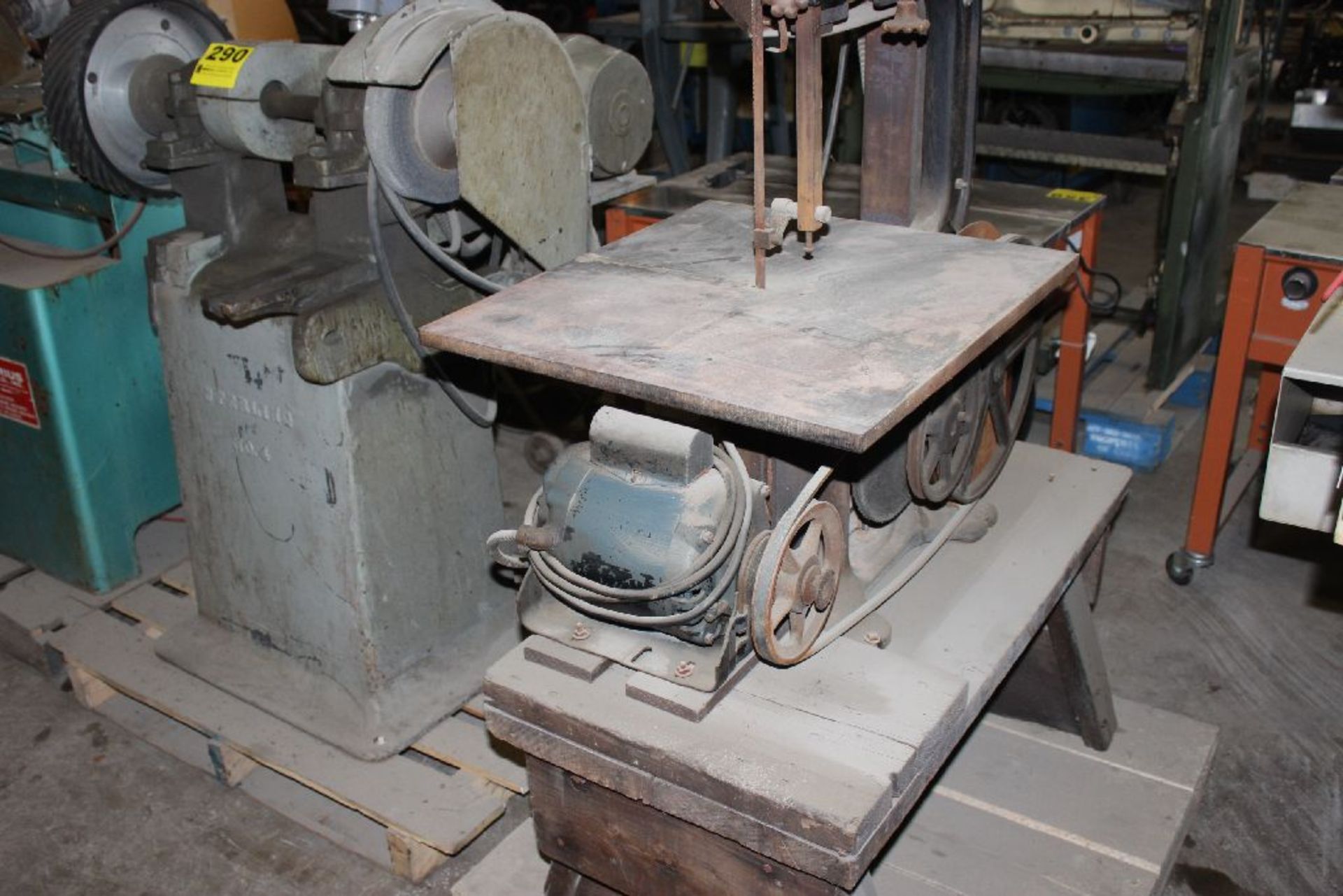 BETT-MARR 14” MODEL 14S VERTICAL BAND SAW, S/N 2950 - Image 2 of 3