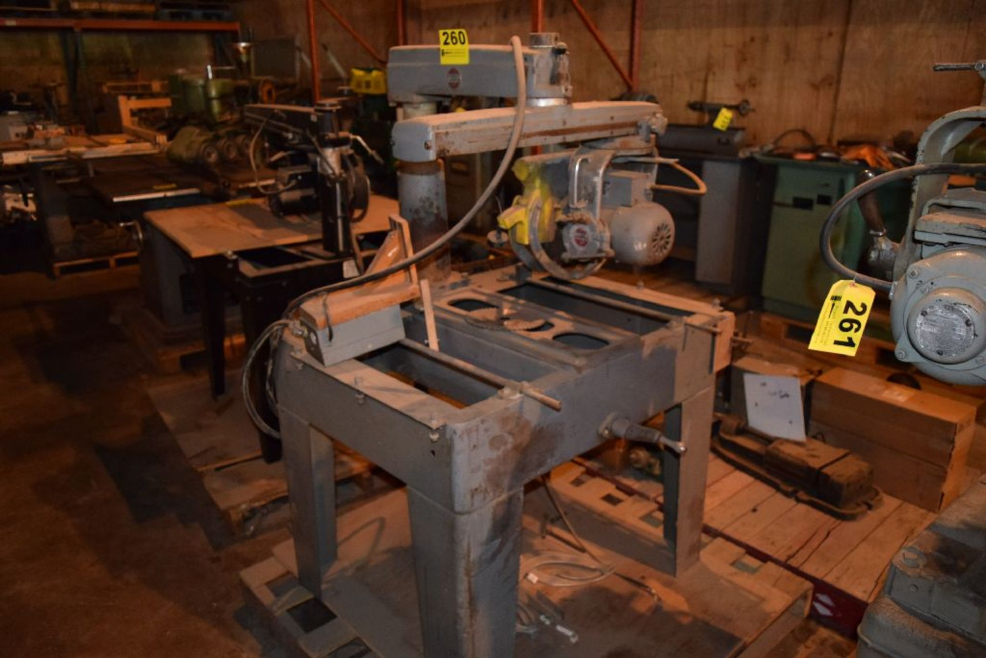 DELTA MILWAUKEE 12" RADIAL ARM SAW, S/N MX2-3529