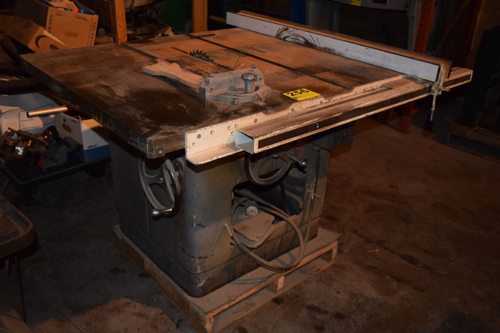 DELTA ROCKWELL 12" TABLE SAW WITH BIESEMEYER T-SQUARE SAW FENCE