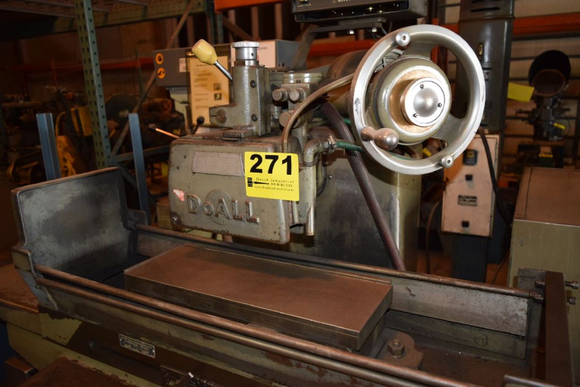 DOALL 6”X18” MODEL D618-7 HYDRAULIC SURFACE GRINDER, S/N 219-67384, WITH MITUTOYO DIGITAL CONTROL - Image 3 of 4