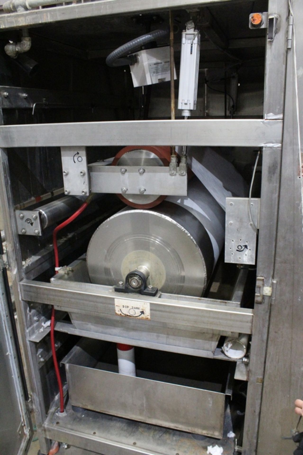 1 Meter Wide Dip & Vacuum Dry Line consisting of: Enclosed Dip Roll Cabinet, 3 - Sets Entering Nip - Image 2 of 22