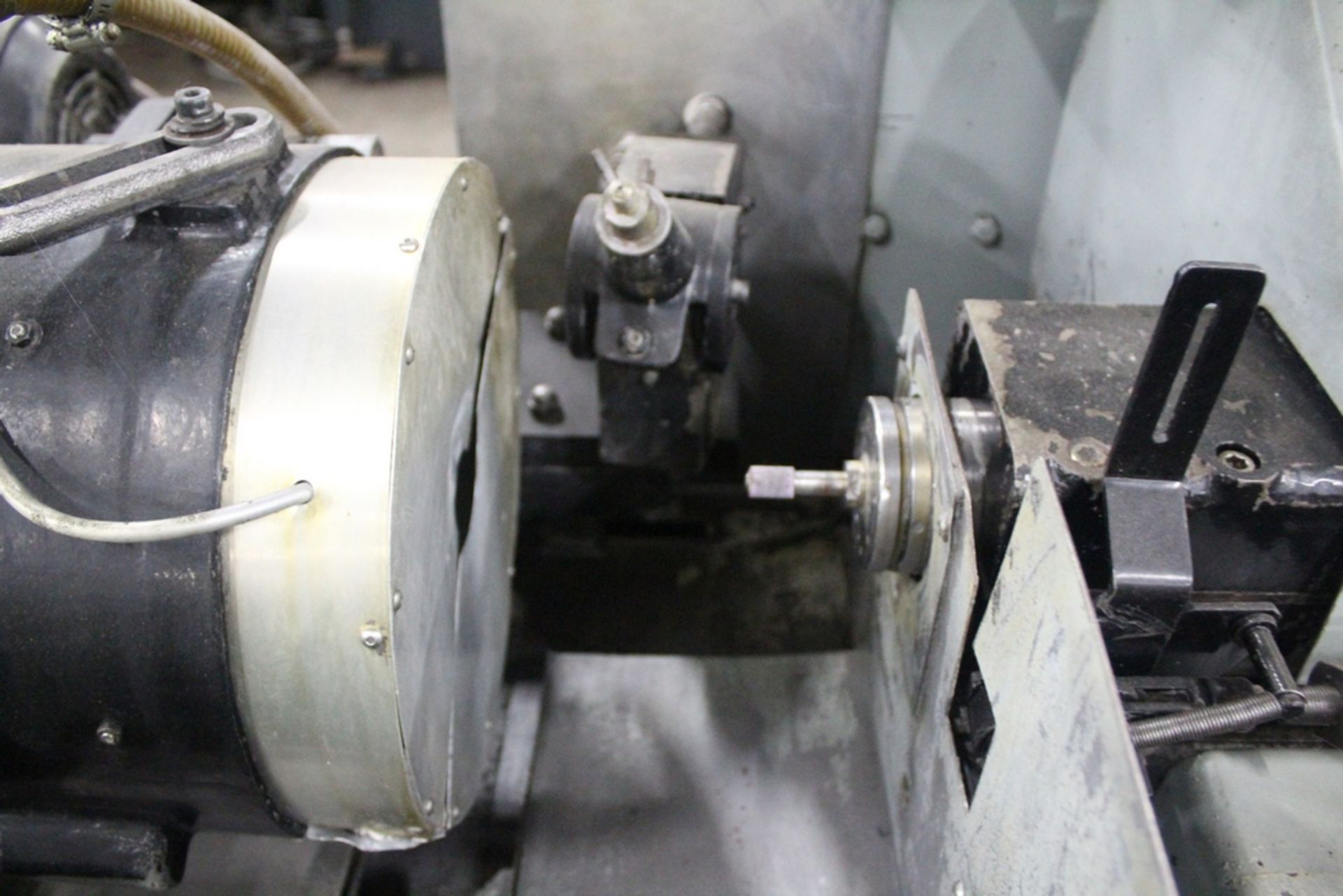 OKAMOTO IGM-1E HYDRAULIC INTERNAL ID GRINDER WITH FULL AUTOMATIC GRINDING CYCLE, GRINDING WHEEL - Image 2 of 5