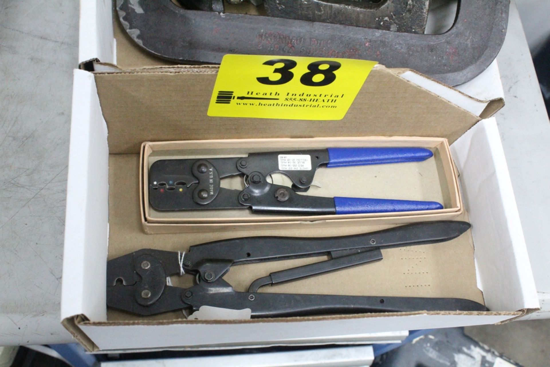 LOT: (2) AMP TERMINAL CRIMPERS