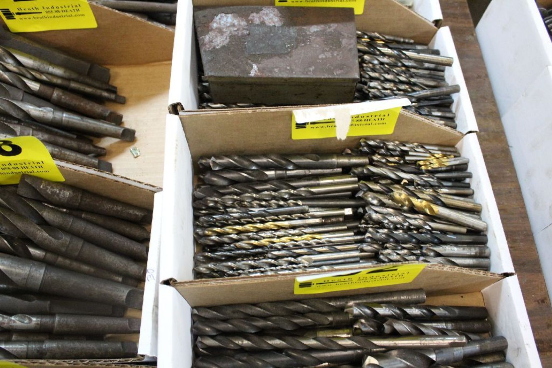 LARGE QUANTITY OF ASSORTED HIGH-SPEED DRILL BITS