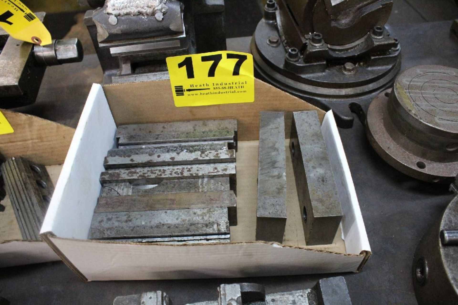 ASSORTED VISE JAWS