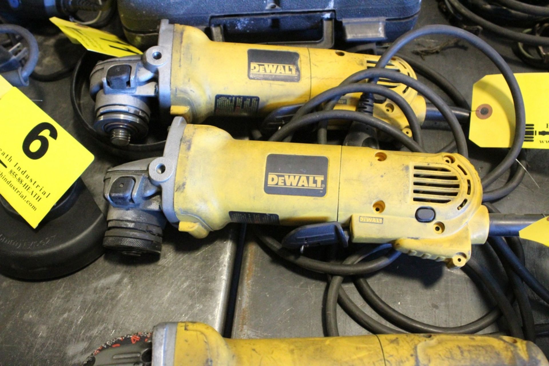 DEWALT MODEL D28402 4-1/2" RIGHT ANGLE SANDER/GRINDER