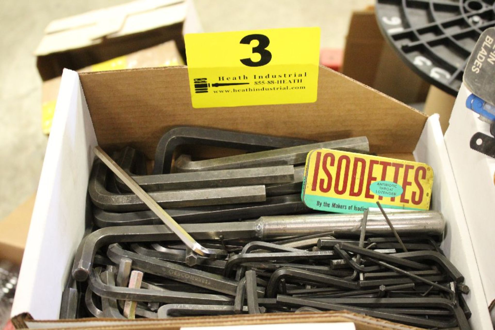 ASSORTED HEX KEYS IN BOX