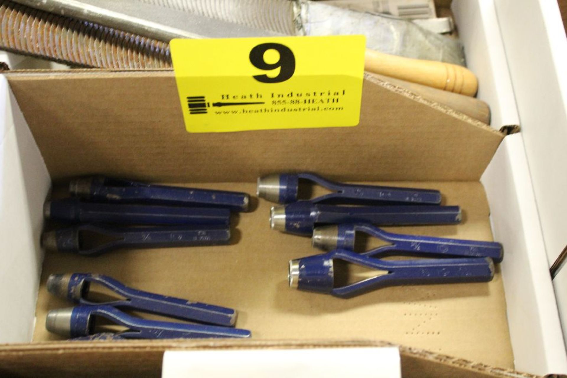 (10) LEATHER PUNCHES IN BOX
