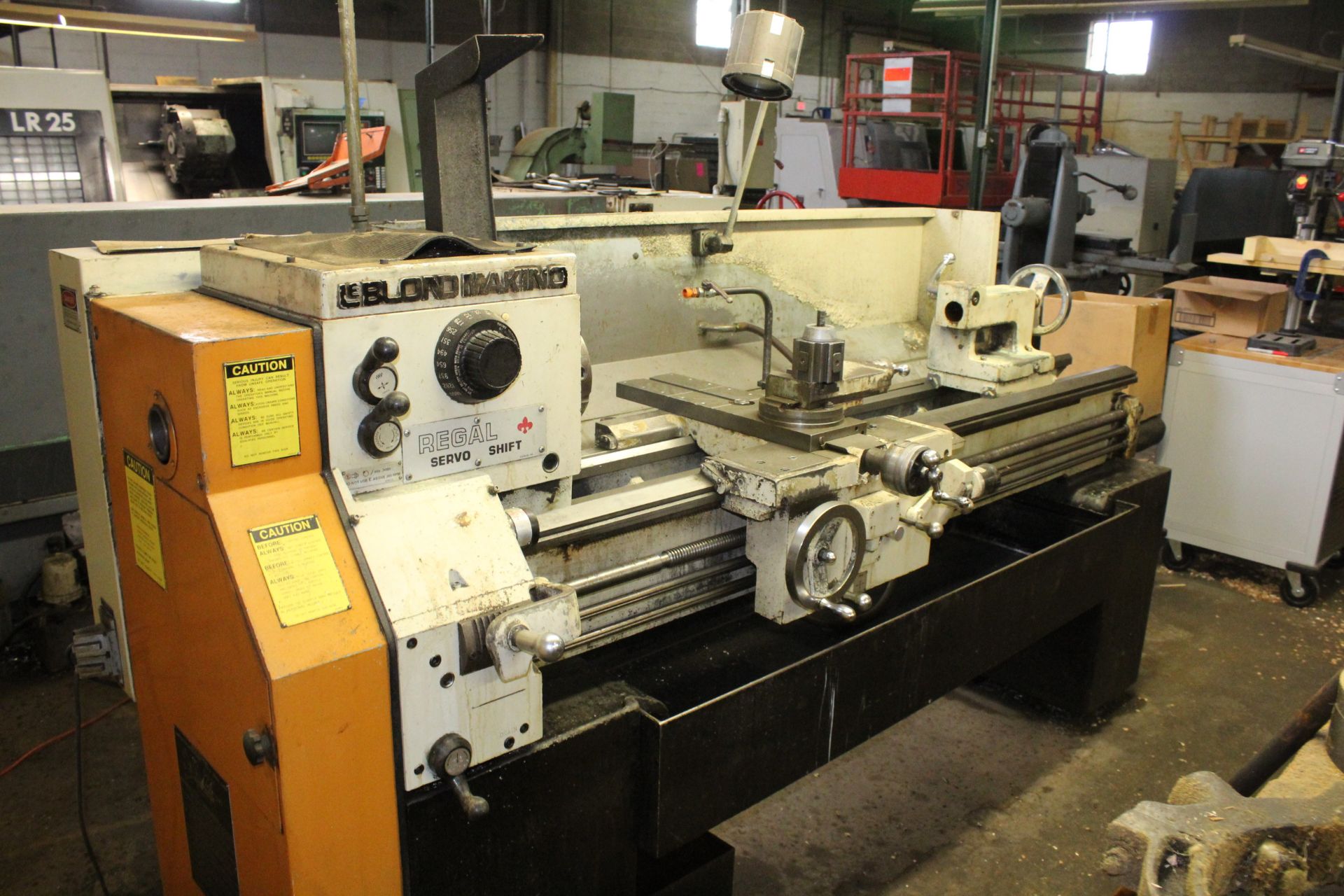 LEBLOND MAKINO 15öX54ö MODEL REGAL TOOL ROOM LATHE, S/N 15C-991, 1800 SPINDLE RPM, SERVO SHIFT,