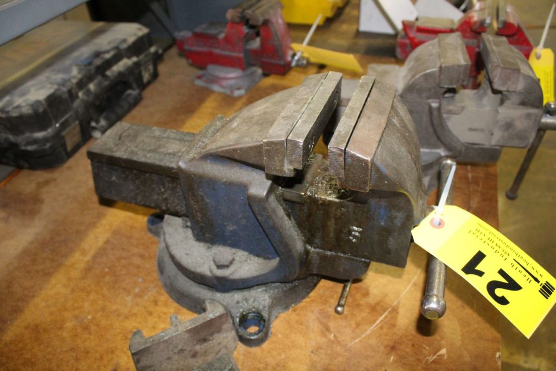 5" ROTARY BENCH VISE