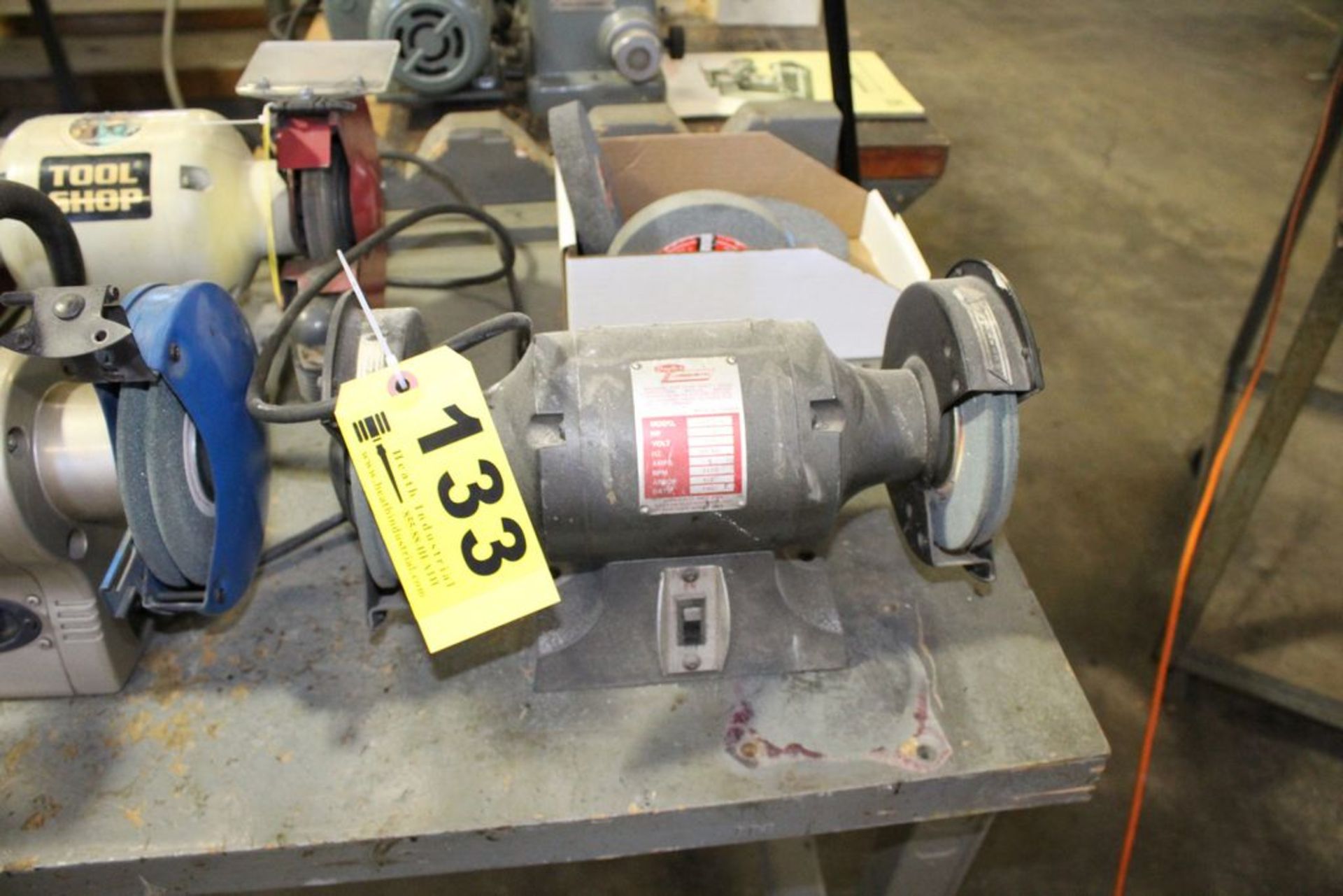 DAYTON MODEL 426718 DOUBLE END BENCH GRINDER