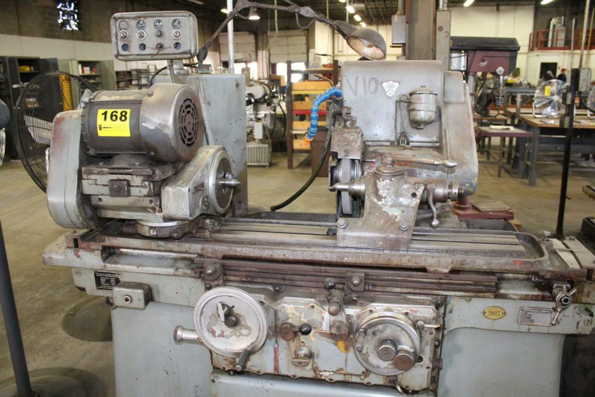 JONES-SHIPMAN 10öX24ö UNIVERSAL CYLINDRICAL GRINDER, S/N 146617 - Image 2 of 5