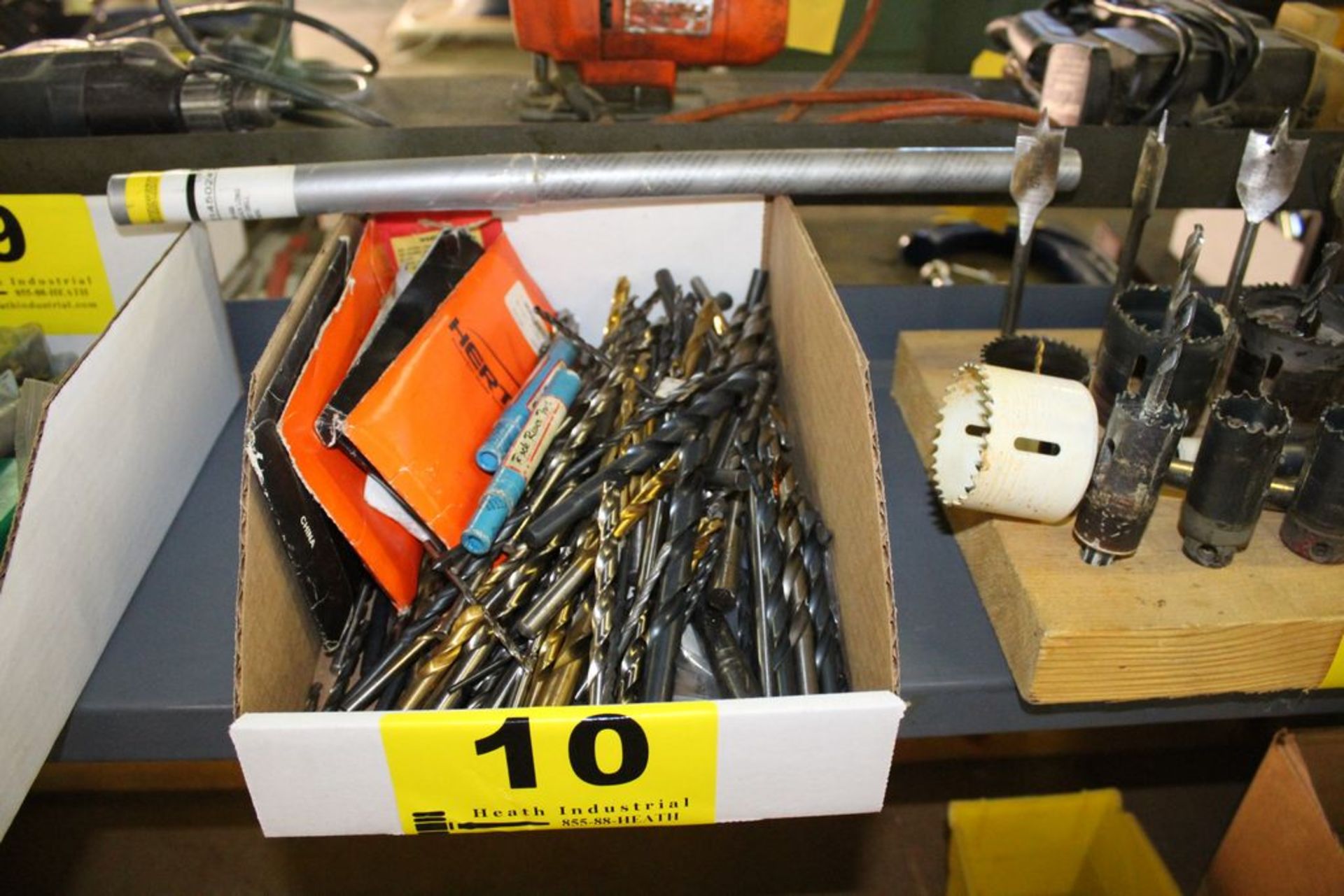 ASSORTED DRILL BITS IN BOX