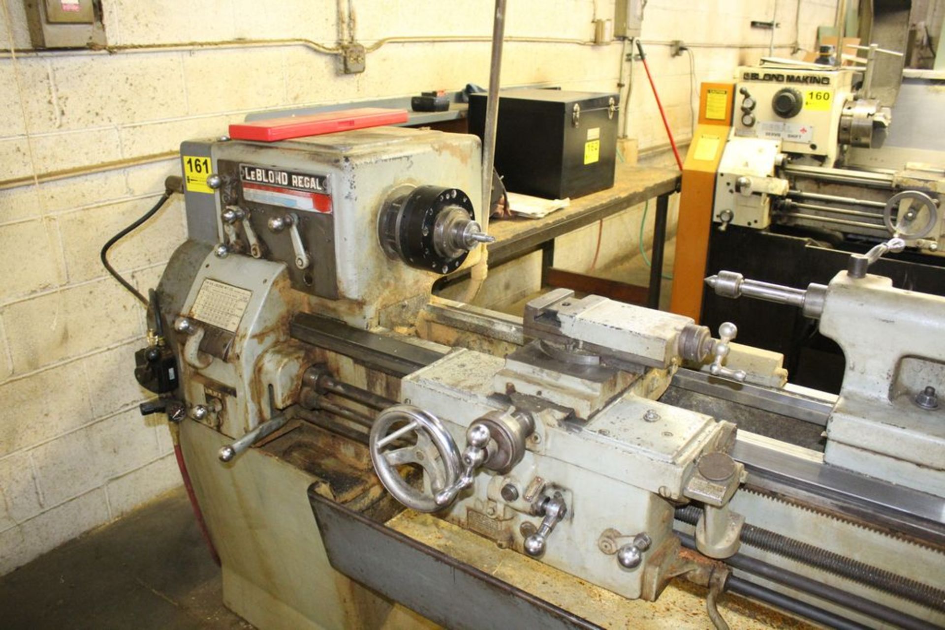 LEBOND REGAL, 15" X 48" TOOL ROOM LATHE, SPINDLE SPEED, 1,200 RPM, WITH TAILSTOCK AND STEADY REST - Image 2 of 3