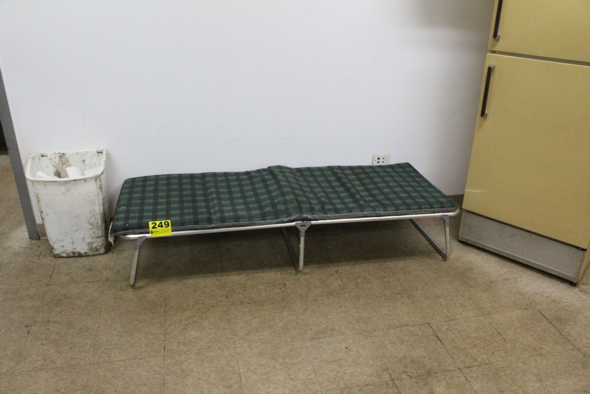 FOLDING COT 72" X 24"