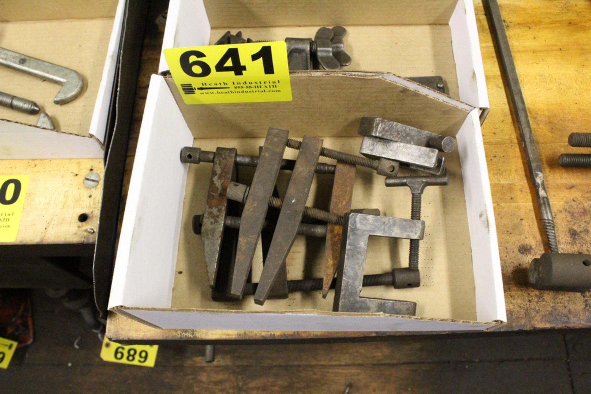 ASSORTED PRECISION CLAMPS IN BOX