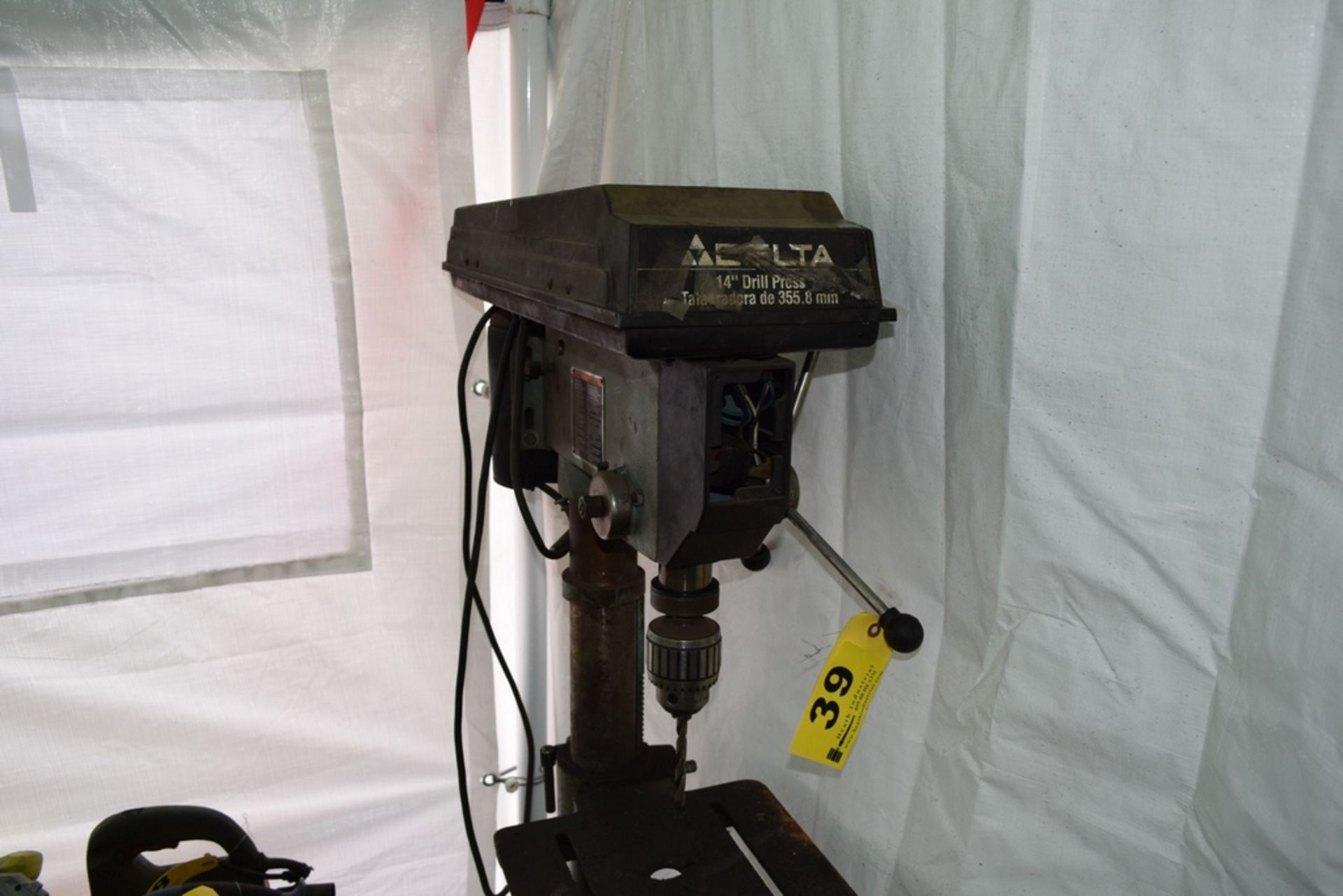 DELTA 14" VERTICAL FLOOR TPE DRILL PRESS W/11-1/2"X11-1/2" ADJUSTABLE TABLE - Image 2 of 2