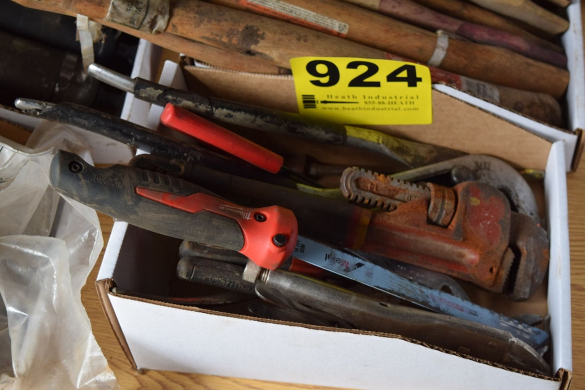 ASSORTED WRENCHES IN ONE BOX