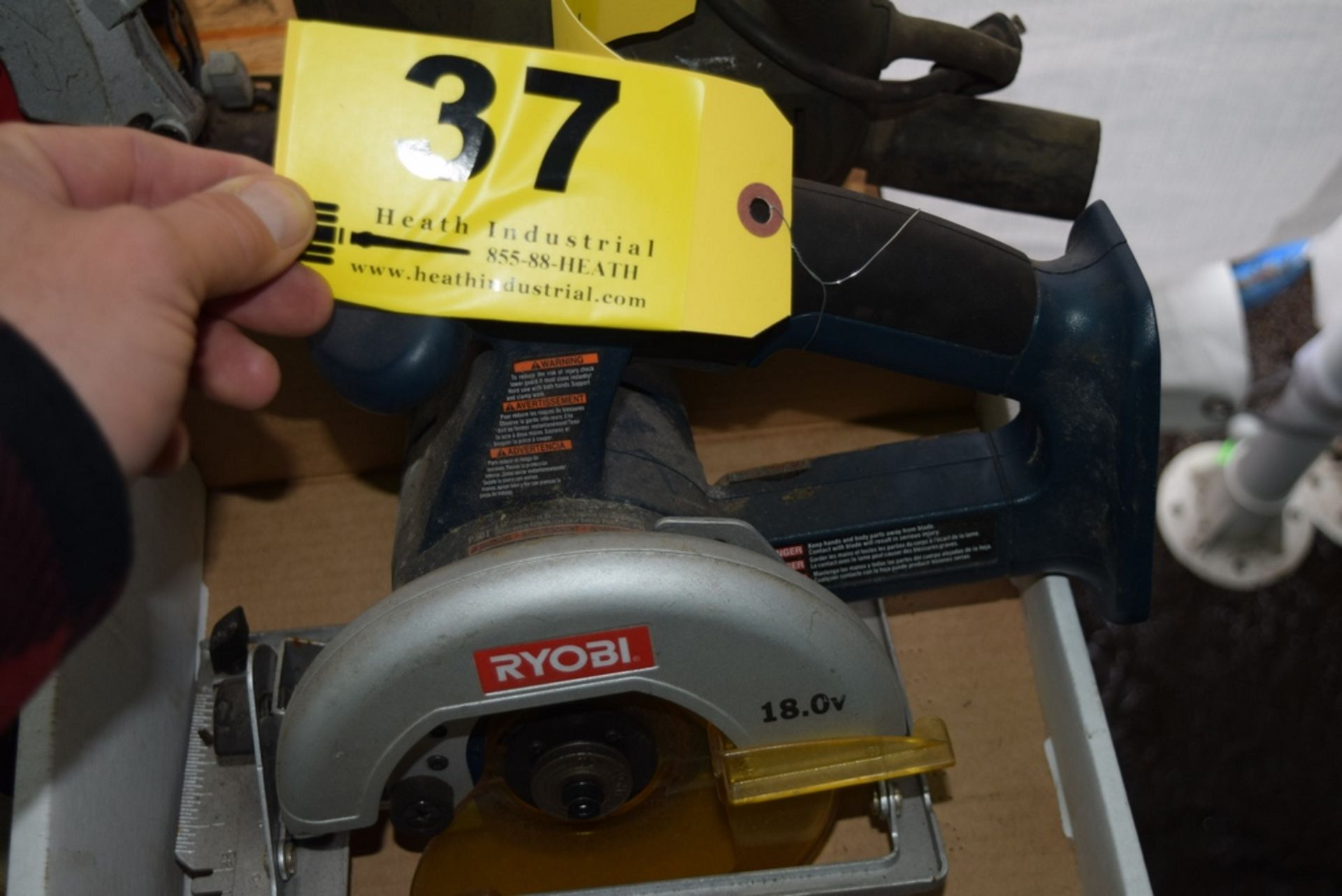 RYOBI 5-1/2" 18V CORDLESS CIRCULAR SAW