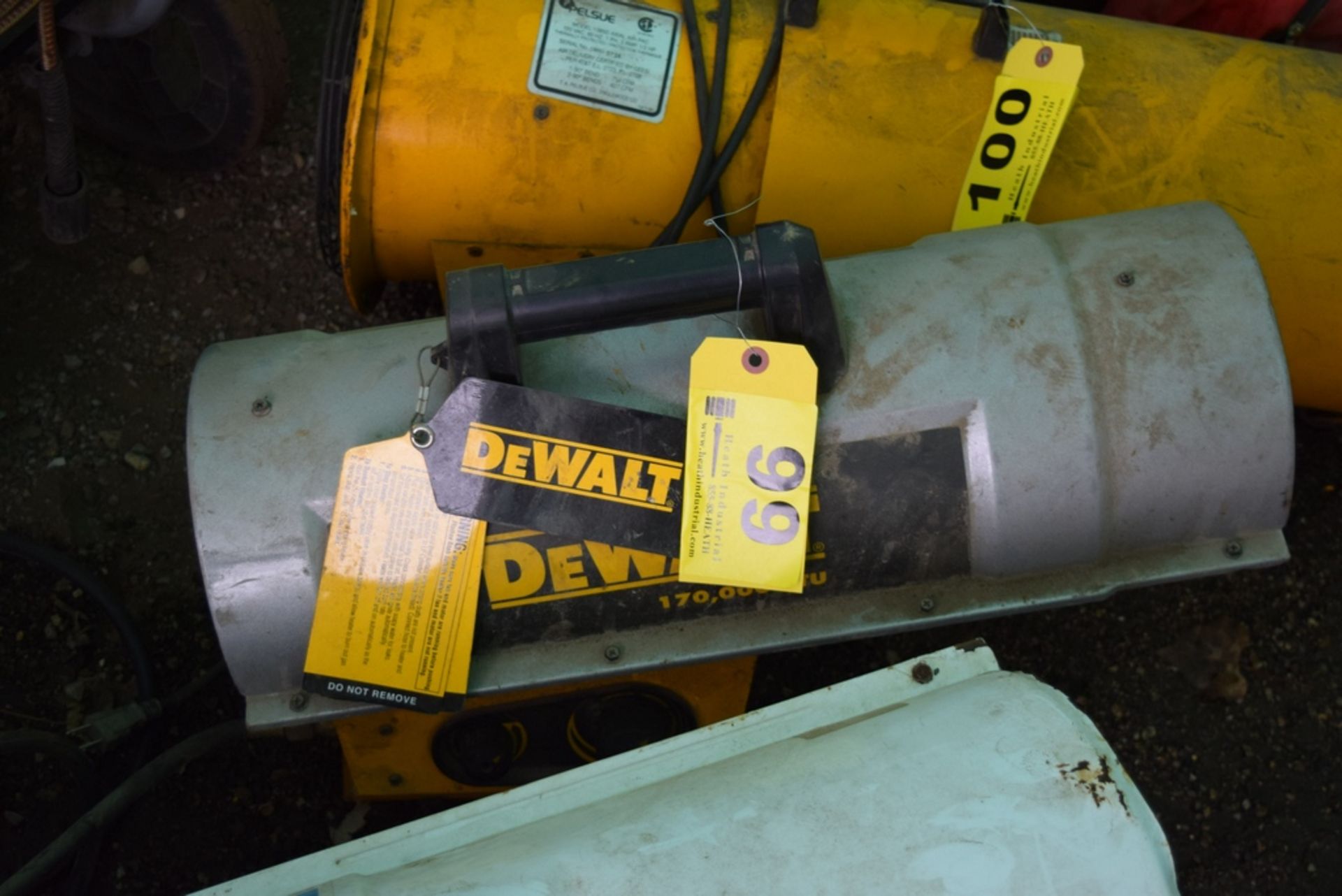 DEWALT 170,000 BTU LP TORPDEO STYLE HEATER