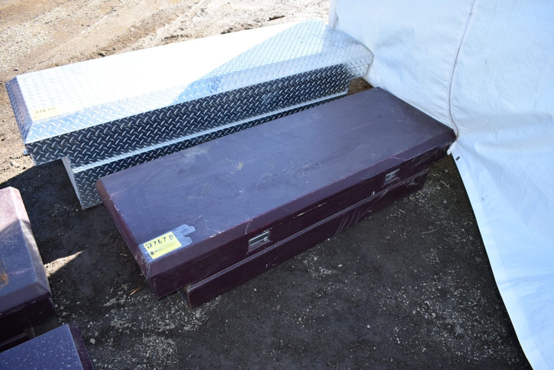 21"X61" PICKUP TRUCK TOOL BOX