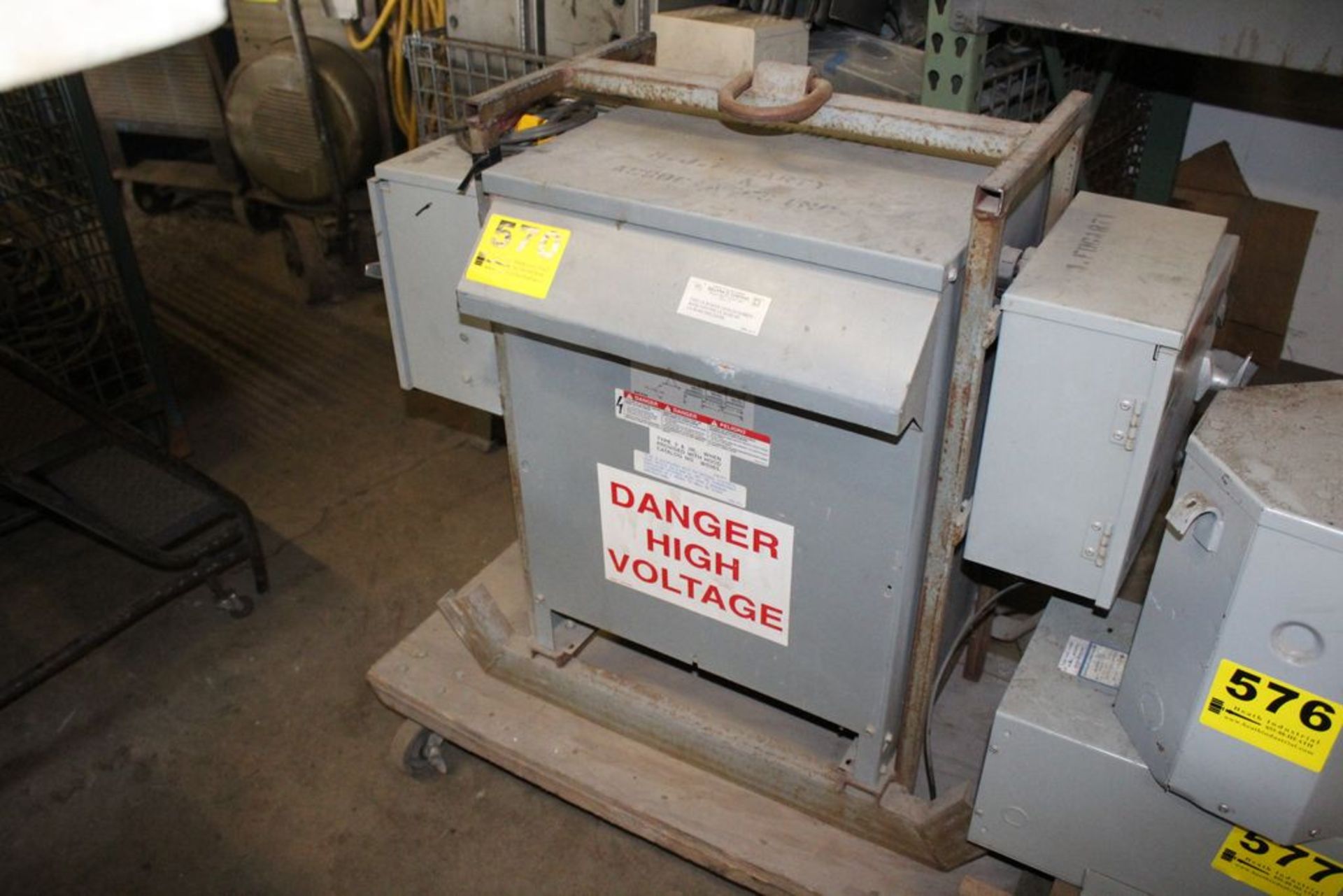 SQUARE D 3 -PHASE INSULATED TRANSFORMER, CAT NO. 30T3H, 30 KVA, 60HZ, HV 480, LV 200Y/120