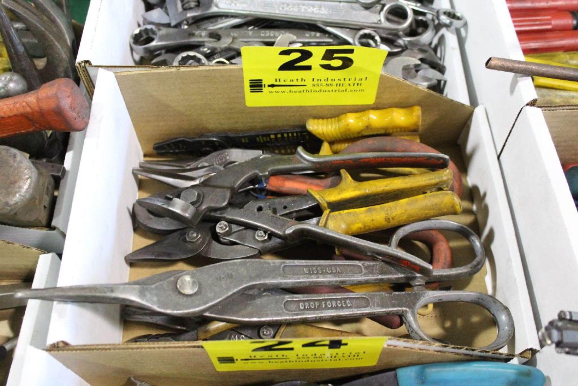 ASSORTED SHEARS AND SNIPS IN BOX