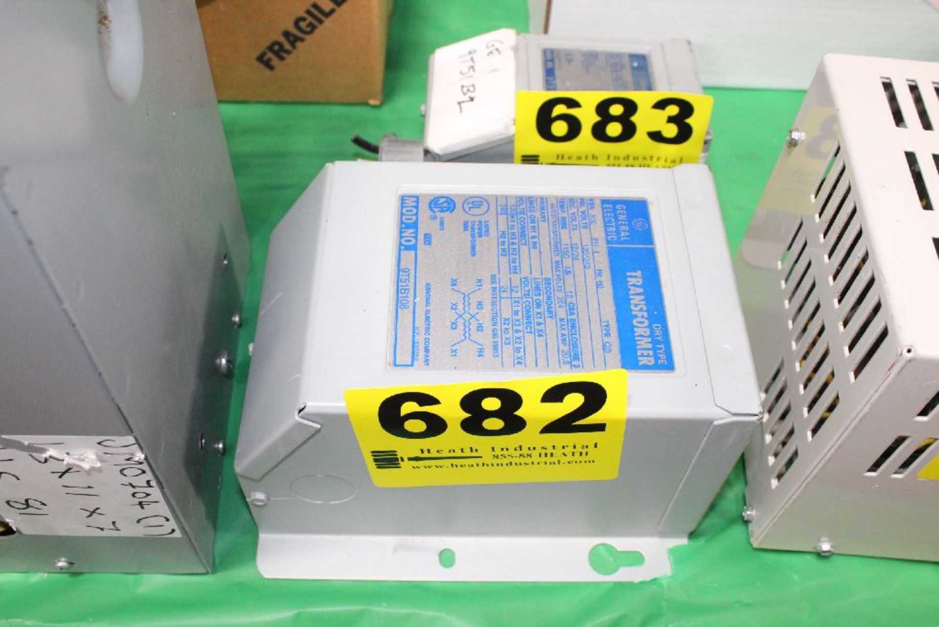 GE DRY TRANSFORMER MODEL 9T51B108, .5 KVA, PHASE 1, 60HZ. PRIMARY VOLTS 120/240, SEC. VOLTS 12/24