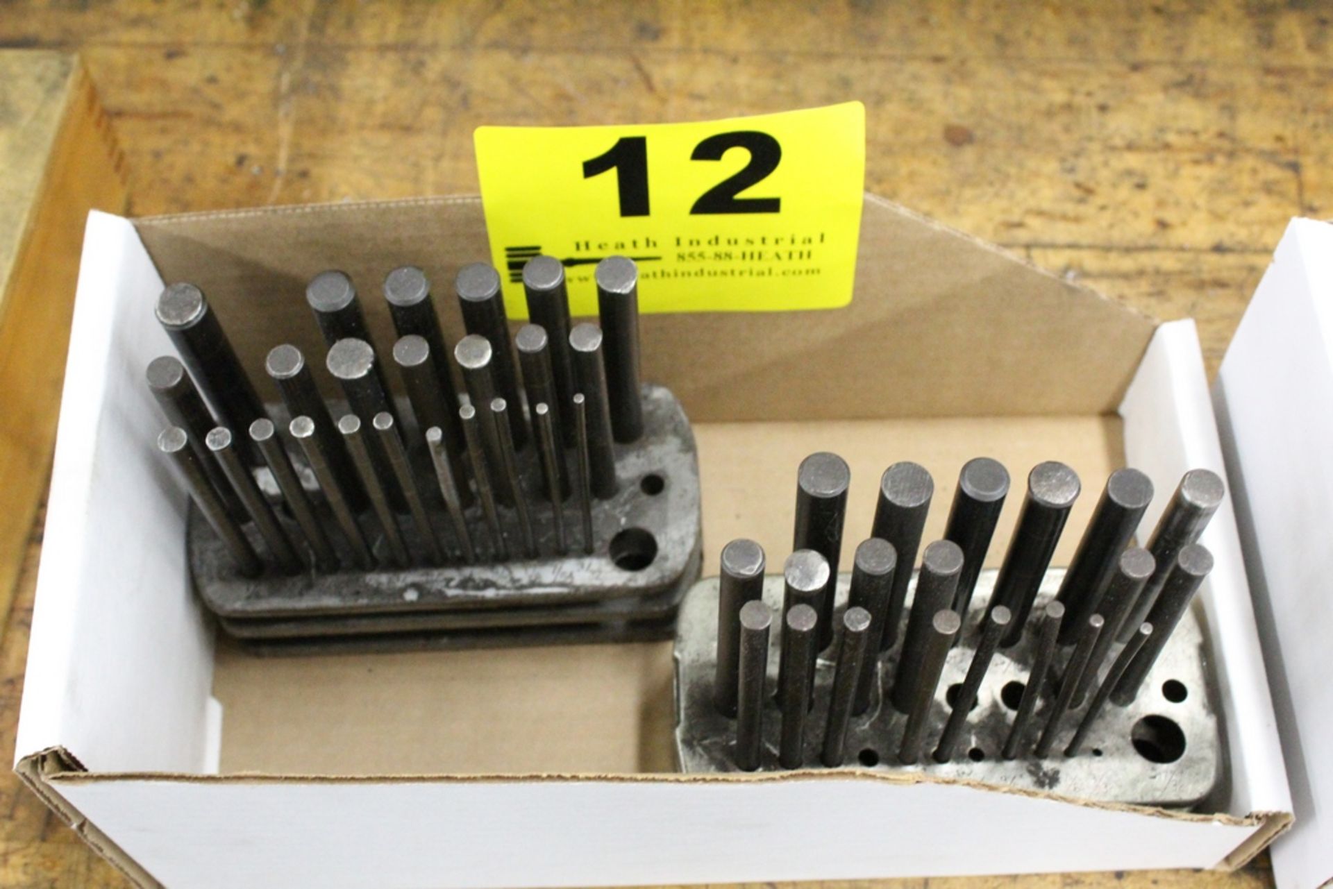 CENTER PUNCH SETS IN BOX