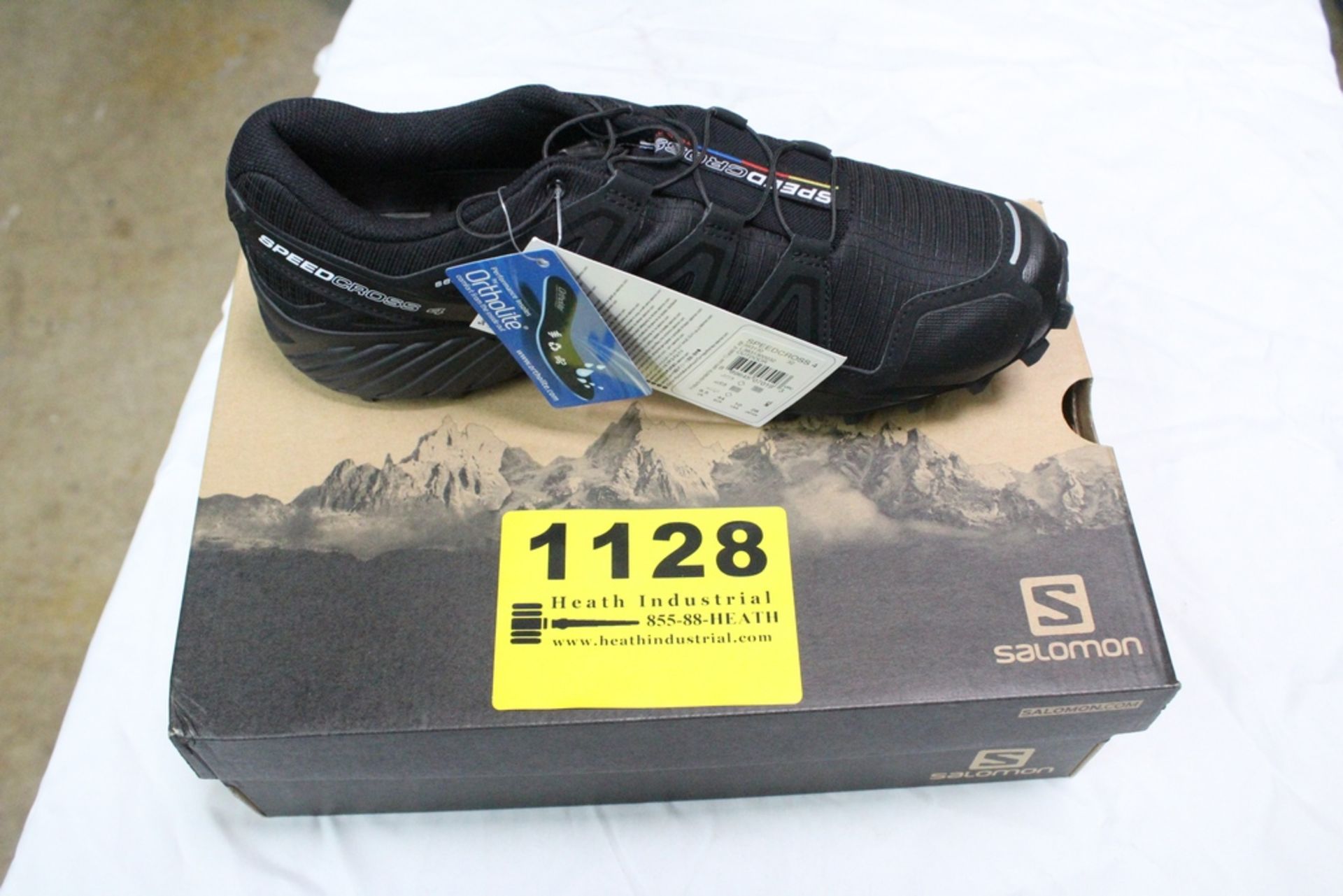 SALOMON SPEEDCROSS 4 RUNNING SHOES, SIZE 10