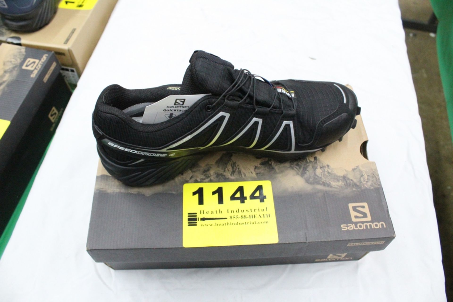 SALOMON SPEEDCROSS 4 GTX RUNNING SHOES, SIZE 10