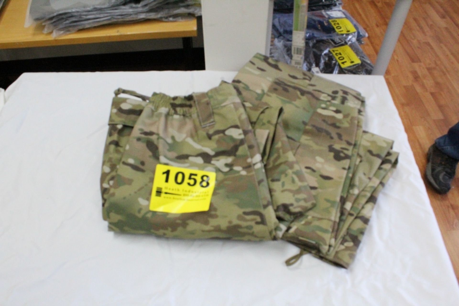 (2) PAIRS OF TRU-SPEC AND 5.11 CAMO PANTS, SIZE MEDIUM