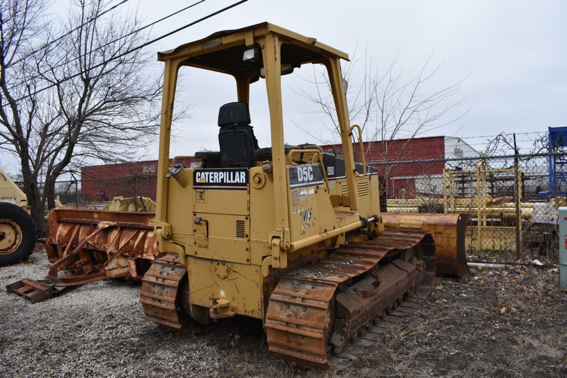 Caterpillar D5C Crawler Tractor S/N: 9DL01781, 6-Way Blade, Canopy, 20" S.B.G. 5,202 Hours Showing - Image 4 of 33