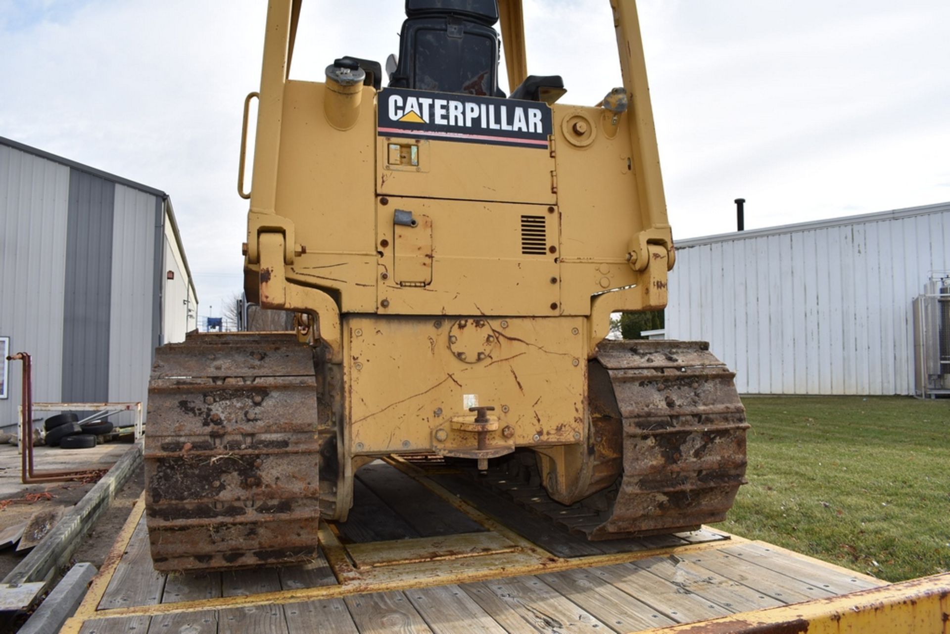 Caterpillar D5C Crawler Tractor S/N: 9DL01781, 6-Way Blade, Canopy, 20" S.B.G. 5,202 Hours Showing - Image 24 of 33