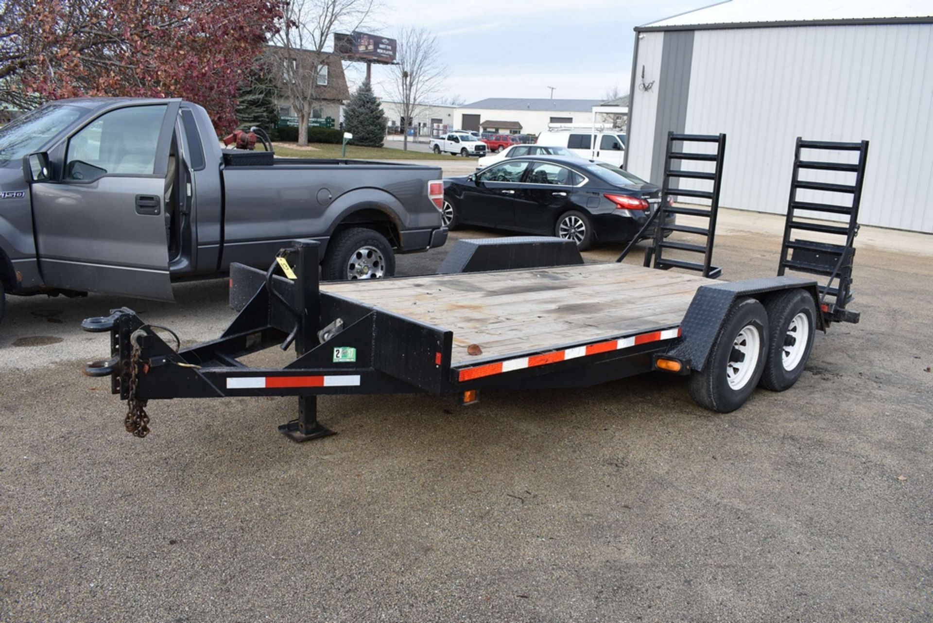 Beaver Creek 102"x20' T/A Equipment Trailer Vin: 1B9FS16262M202007 (2002) , 82"X14' Wood Deck, 2'